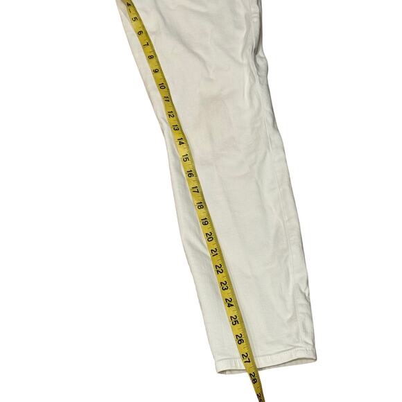Gap 1969 Women’s 30R True Skinny White Jeans | Mid-Rise Stretch Classic Denim - Picture 9 of 9